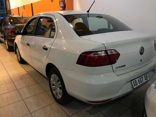Volkswagen Voyage 1.6 Trenline 101cv 2017 Oportun Argemotors