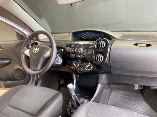 Toyota Etios 1.3 Ex 2014 Completo Impecável