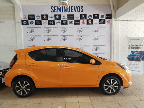Imagen 13 de 15 de Toyota Prius C Hibrido 2019