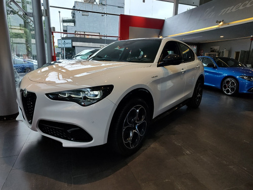 Alfa Romeo Stelvio 2.0 280cv At Q4 Veloce