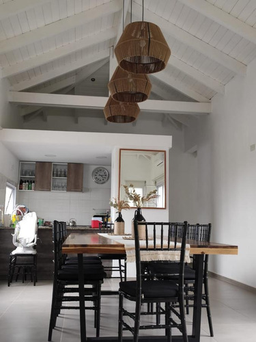 Imagen 1 de 17 de Vendo Casa 3 Dor. En Country Valle Del Golf. (con Renta Actualmente)