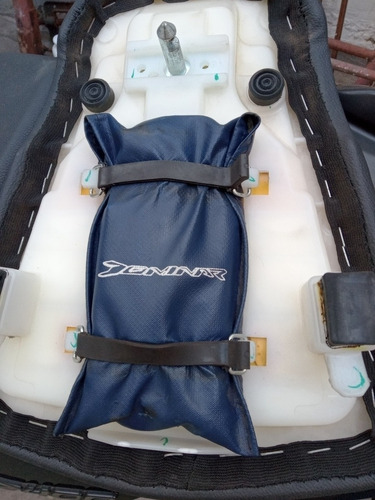 Imagen 8 de 11 de Bajaj Dominar 400