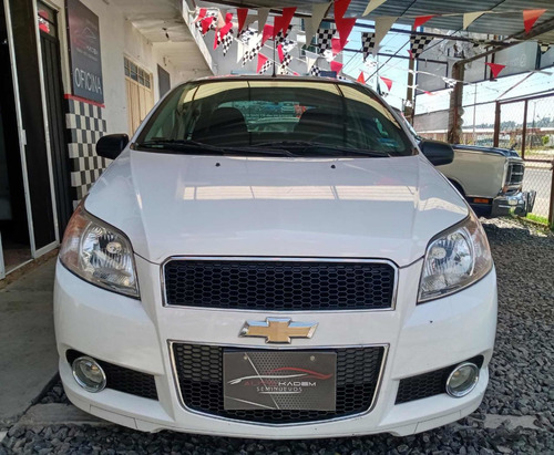 Imagen 2 de 15 de Chevrolet Aveo 2017 1.6 Ltz Bolsas De Aire Y Abs Nuevo At