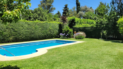 Casa A La Venta En Country Las Lajas