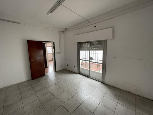 Imagen 4 de 12 de Departamento - Turdera