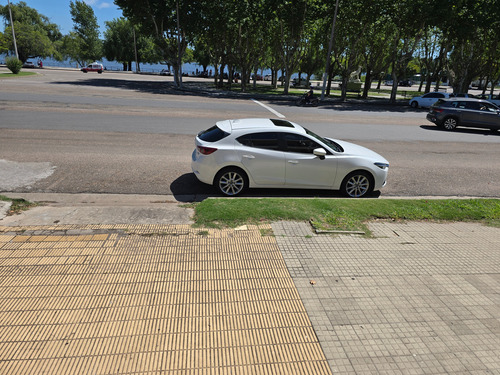 Mazda Mazda 3 2.0 S Grand Touring Hatchback At