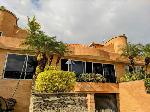 Imagen 2 de 23 de Marisol Castro Vende Townhouse En Terrazas Del Country | Club Guataparo | Valencia | Carabobo | Res. Villas Del Country | Atth-220