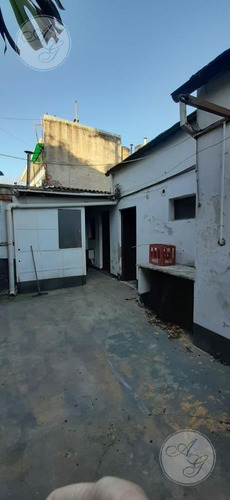 2phs Sin Expensas Con Entrada Independiente Y Patio