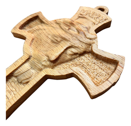 Cruz En Madera De Pino Con Cruzifico Y Silueta Jesucristo