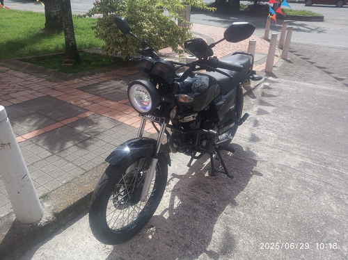 Akt Nkd 125 Negra En Garantía, Placa 0, Incluye Traspaso
