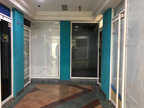 Se Alquila Local Comercial Camino Real Barcelona