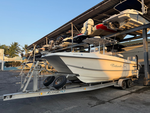 2018 Twin Vee Power Cat 26 Pies Motores Suzuki 140 Hp