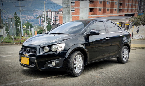 Chevrolet Sonic 1.6 Lt 4 p