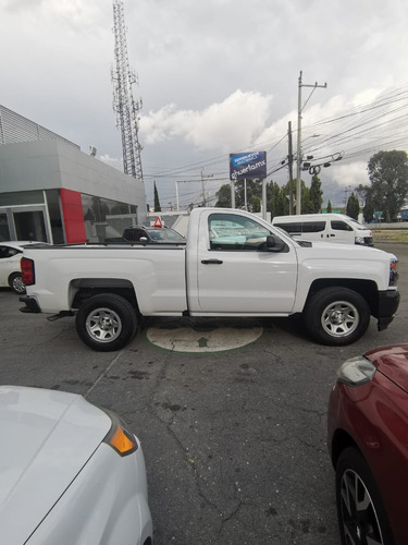 Imagen 4 de 13 de Chevrolet Silverado 1500 Cab 2018