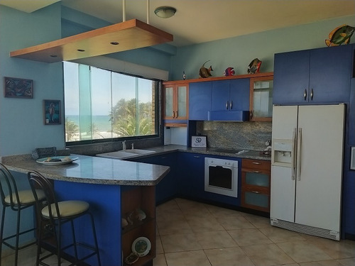 Imagen 5 de 14 de Agradable Apartamento Con Vista Al Mar En Playa El Agua