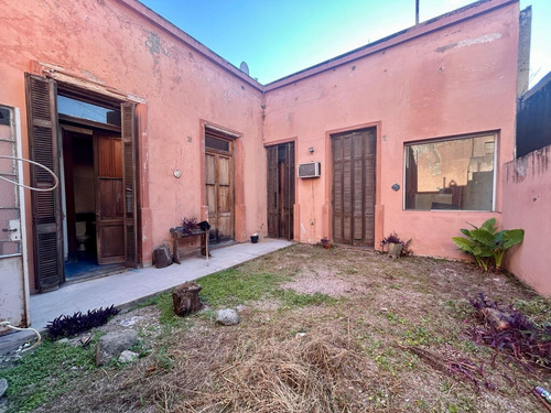 Casa Para Desarrollo / Consultorio En Centro
