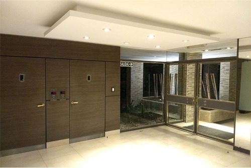 Imagen 9 de 18 de Departamento En Venta 4 Amb Belgrano R