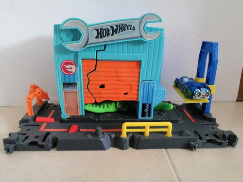 Pista De Juguete Hot Wheels Cocodrilo