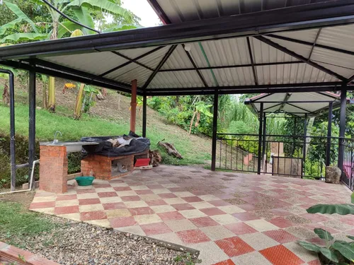 Venta De Hermoso Casa Lote En Sasaima- Cundinamarca