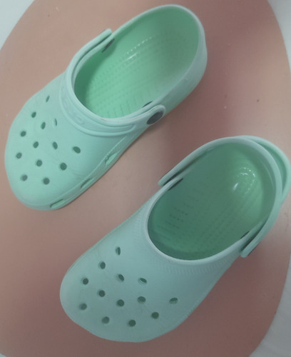 Crocs Originales Niños Verde J1, Impecables