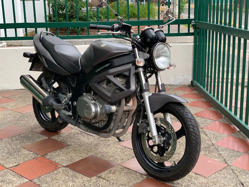 Moto Suzuki Gs 500