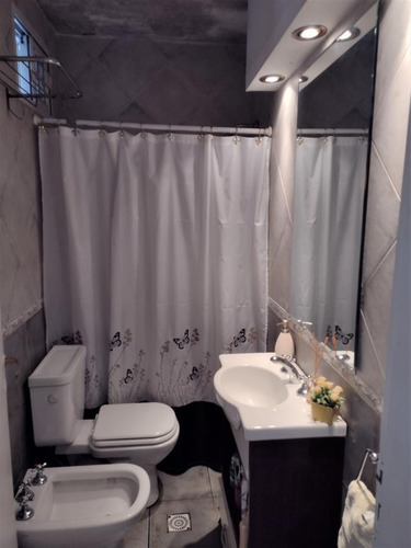 Imagen 4 de 17 de Casa - Quilmes Oeste