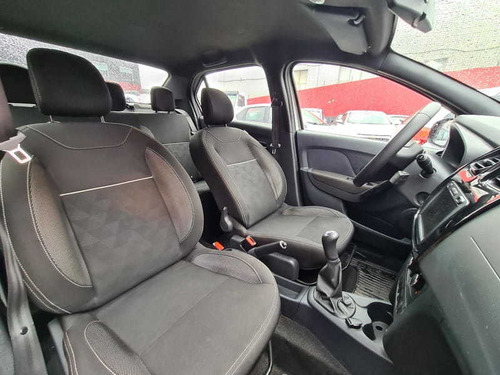 Imagem 9 de 15 de Renault Logan Zen 1.6 2021 - Semi-zero - Confira