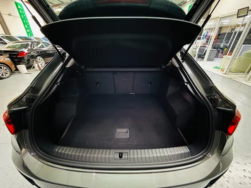 Audi Q3 Select 2022