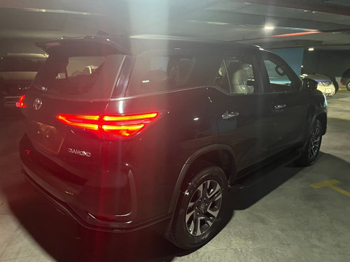 Imagen 12 de 15 de Toyota Sw4 Diamond Ii 2.8 Tdi 6 At 7a 2022
