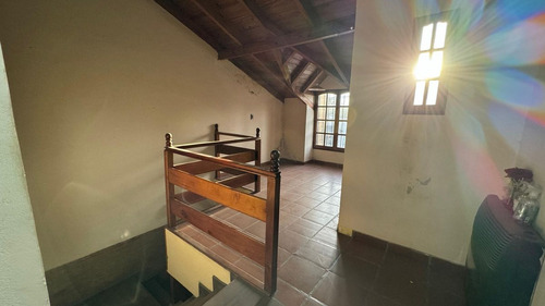 Casa Refaccionada 3 Dormitorios - Zona Argüello