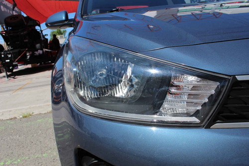 Imagen 9 de 15 de Kia Kia Rio Sedan 2019 4p Lx, 1.6 L Mpi Tm6, Ve, Ba, Bl, Ra