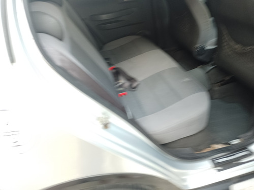Volkswagen Crossfox 1.6 Total Flex 5p
