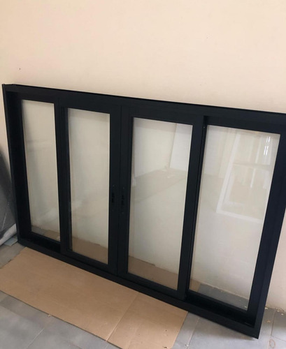 Janela 04 Folhas C/ Abertura Central 1.70 X 1.00 - Grade