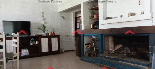 Bajo De Precio!! Casa En Venta En Altos De Pinares Con Excelente Terreno