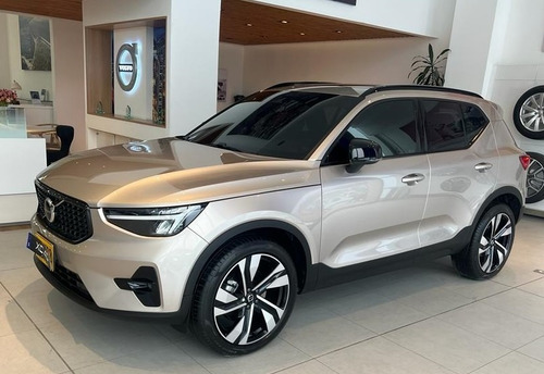 Imagen 1 de 21 de Xc40b5 Ultimate Dark