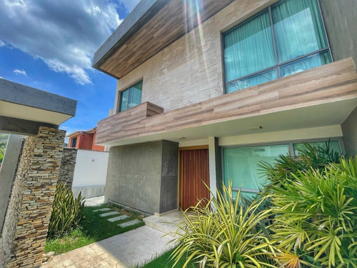 Imagen 1 de 13 de Mh Casa En Venta Parque Mirador 258 Mts2