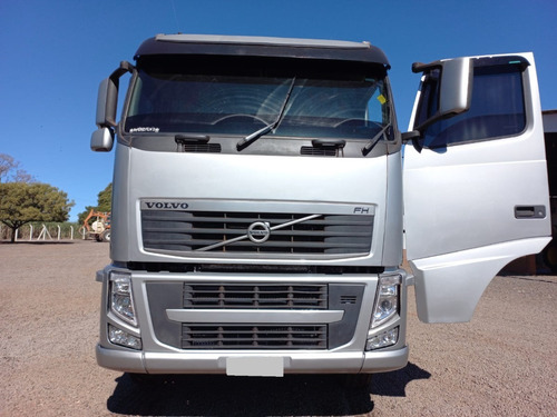 Imagem 12 de 15 de Volvo Fh520 6x4t