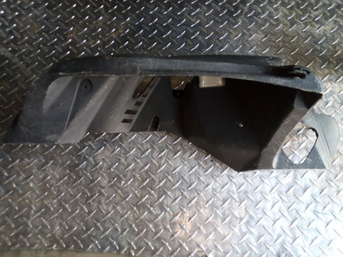 Moldura Cajuela Izquierda Ford Focus Zx3 2005 