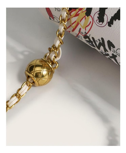Cartera Pequeña Con Diseño De Grafiti