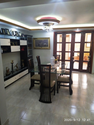 Imagen 5 de 18 de Venta Casa Urbanización Carialinda La Entrada Naguanagua