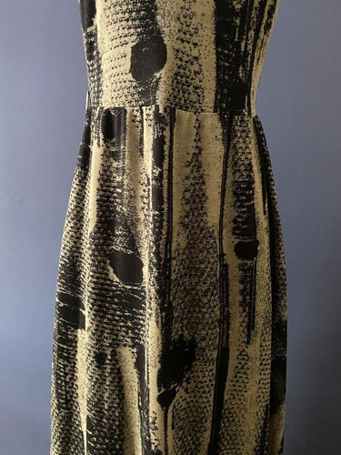 Vestido Largo Forrado Beige Negro Talle A La Cintura Zucca