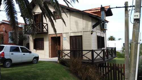Cabaña En Piriapolis Con Vista Al Mar