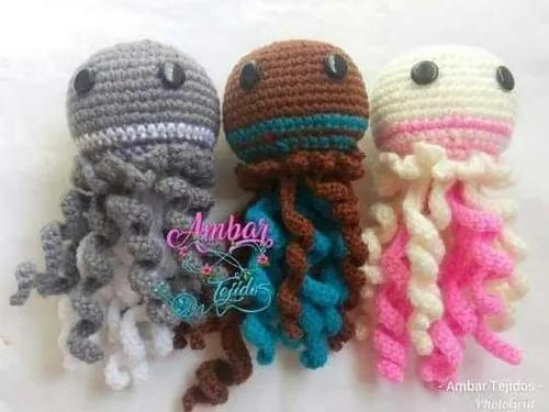 Pulpo O Medusa Tejida A Mano