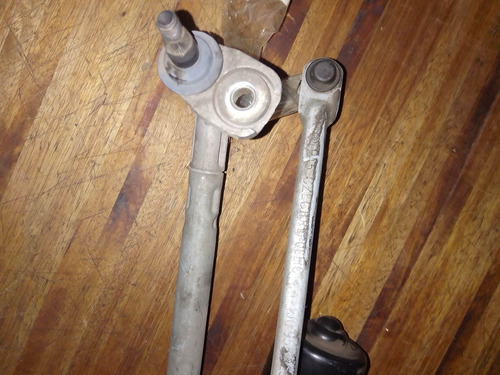 Imagen 4 de 8 de Motor Limpiaparabrisas Y Mecanismo Completo Bora Volkswagen