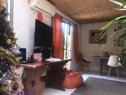 Dos Casas En Un Padron Casa Principal Arrendada