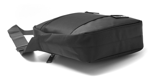 Imagen 7 de 9 de Morral Hombre 2 Cierres Wanderlust 18.5x24.5cm