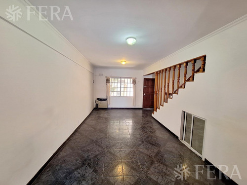 Venta De Ph 3 Ambientes Con Cochera En Wilde
