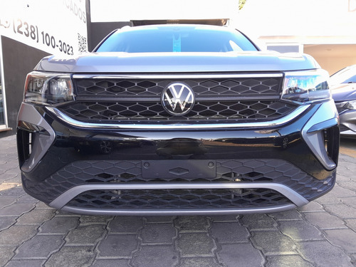 Volkswagen Taos 5p Comfortline Plus L4/1.4/T Aut