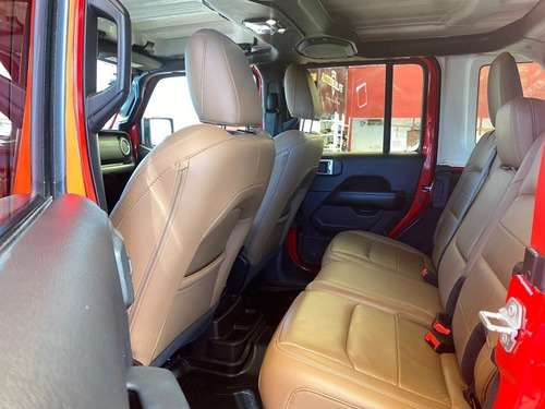 Imagen 7 de 8 de Jeep Wrangler Unlimited Sahara 2.0