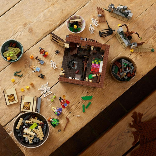 Lego Ideas 21341 - Abracadabra: O Chalé Das Irmãs Sanderson Quantidade De Peças 2316